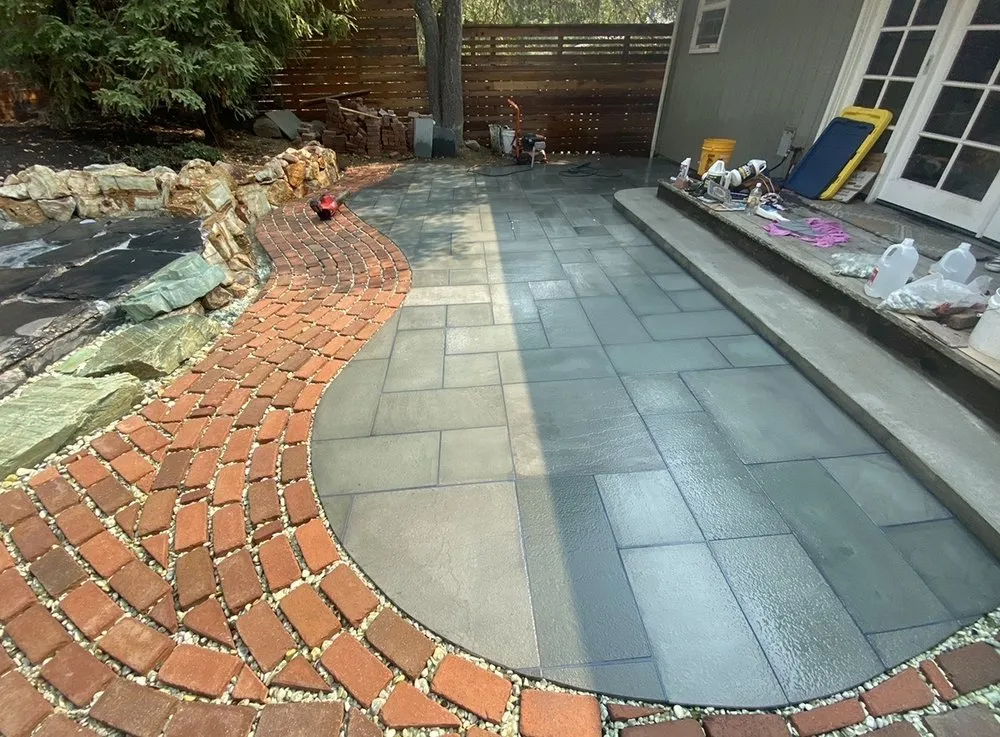 Professional lawn mowing service in Santa Maria, CA by RL Construction