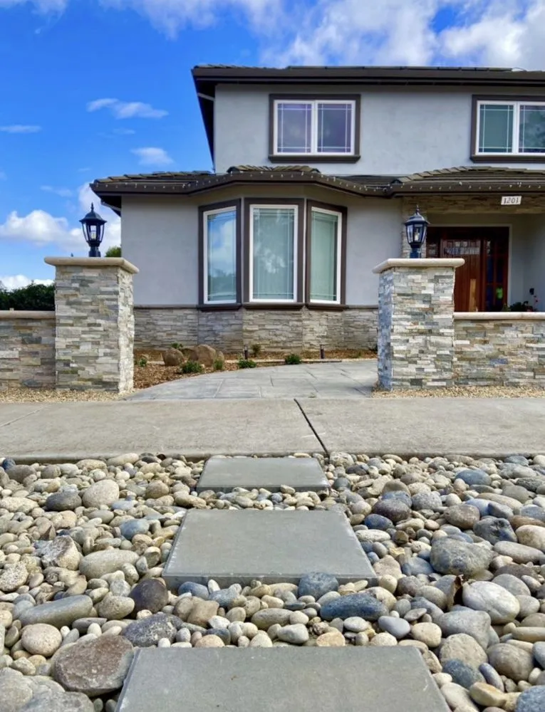 Custom lawn care service in Santa Maria, CA by RL Construction