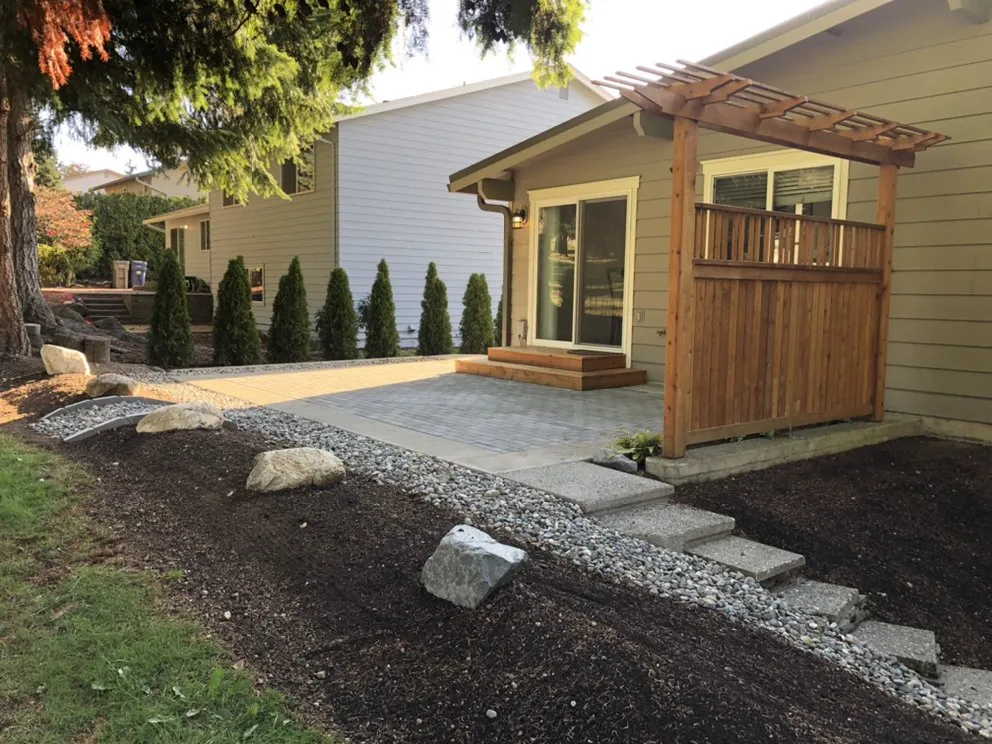 Custom residential landscaping in Auburn, WA - RL Landscaping
