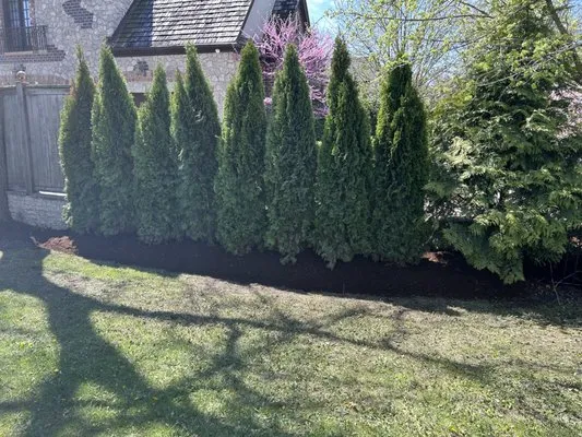 R&L Landscaping Corporation Logo