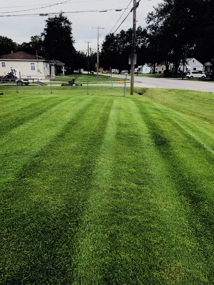 Local residential landscaping in Louisville, KY - R&L Lawn and Landscape