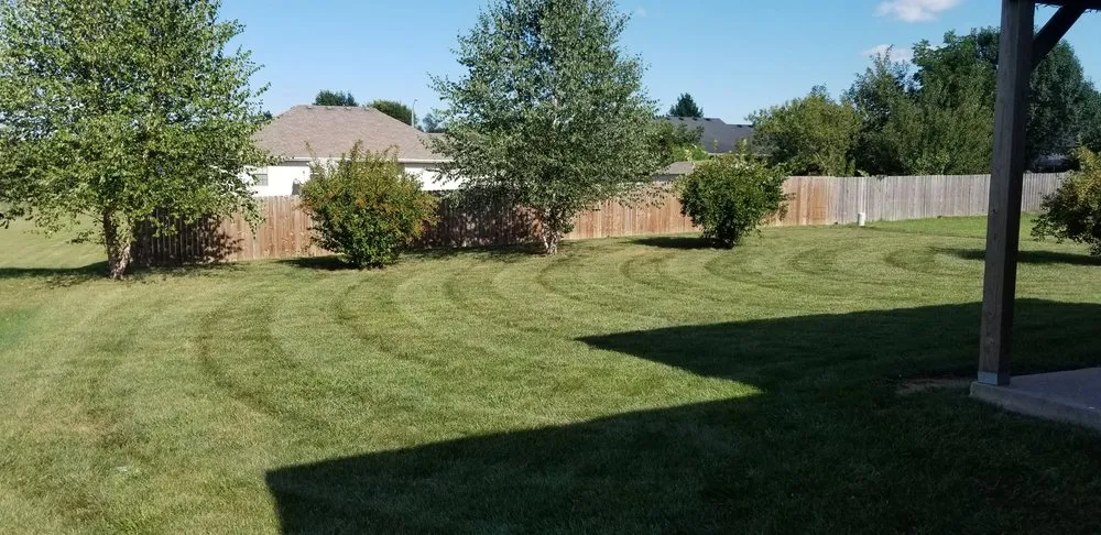 Top-rated landscape design experts serving Republic, MO - Rlawrence Lawncare