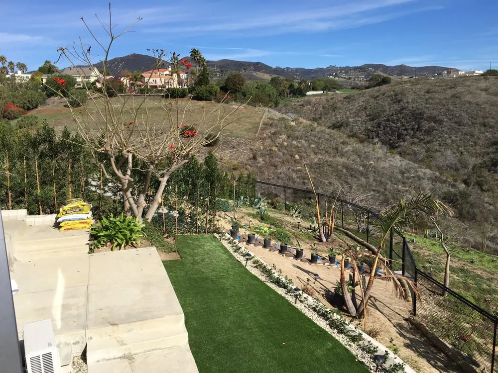 Professional yard maintenance experts serving Moorpark, CA - RLC Synthetic Turf
