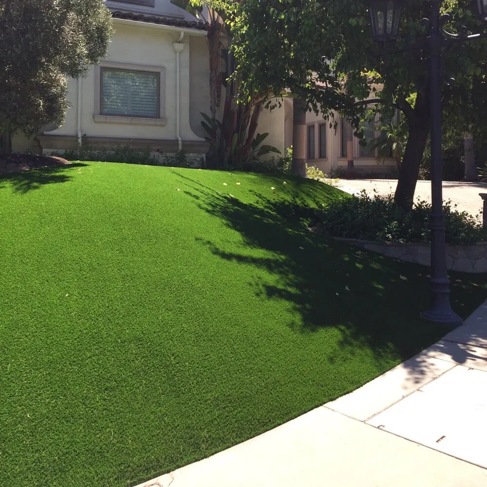 Reliable yard maintenance experts serving Moorpark, CA - RLC Synthetic Turf
