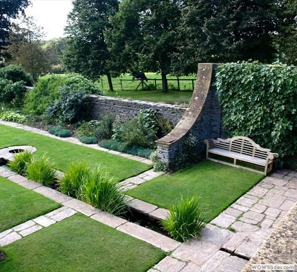 Expert lawn care service experts serving Lynn, MA - RLD Landscaping & Construction