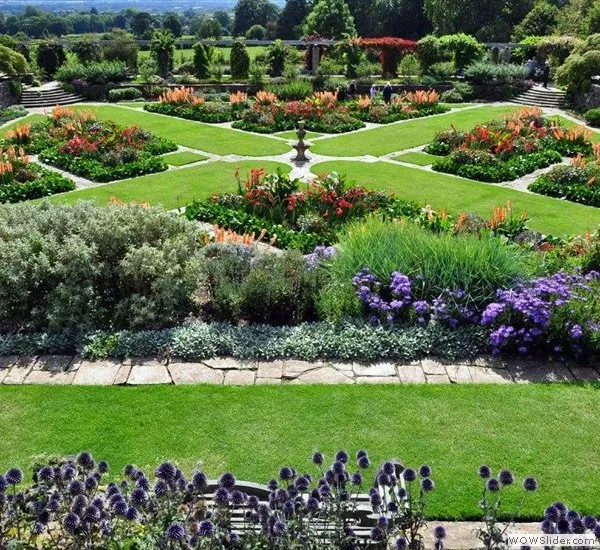 Expert landscaping services in Lynn, MA by RLD Landscaping & Construction