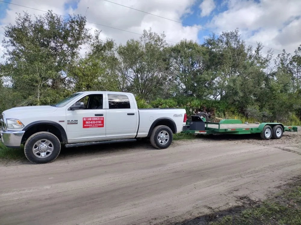 Professional yard cleanup service for beautiful yards across Frostproof, FL - RLF Land Services