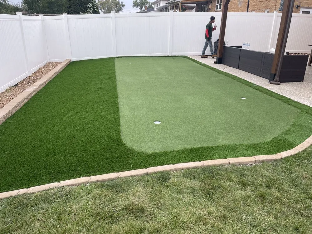 Professional lawn care service in Berwyn, IL - RLG Landscaping