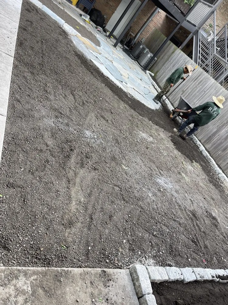 Affordable lawn care service for residential properties across Berwyn, IL - RLG Landscaping