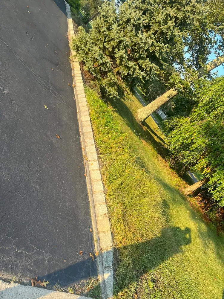 Local outdoor landscaping for residential properties in New Egypt, NJ by RLG Landscaping