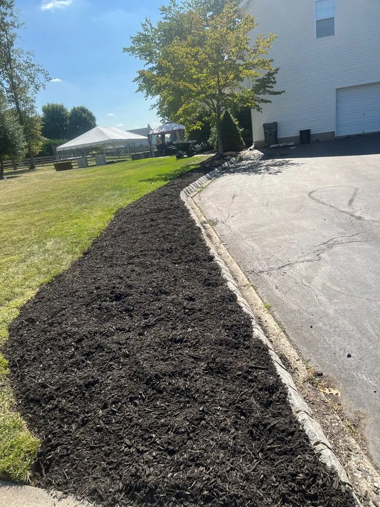 Local lawn care service in New Egypt, NJ - RLG Landscaping