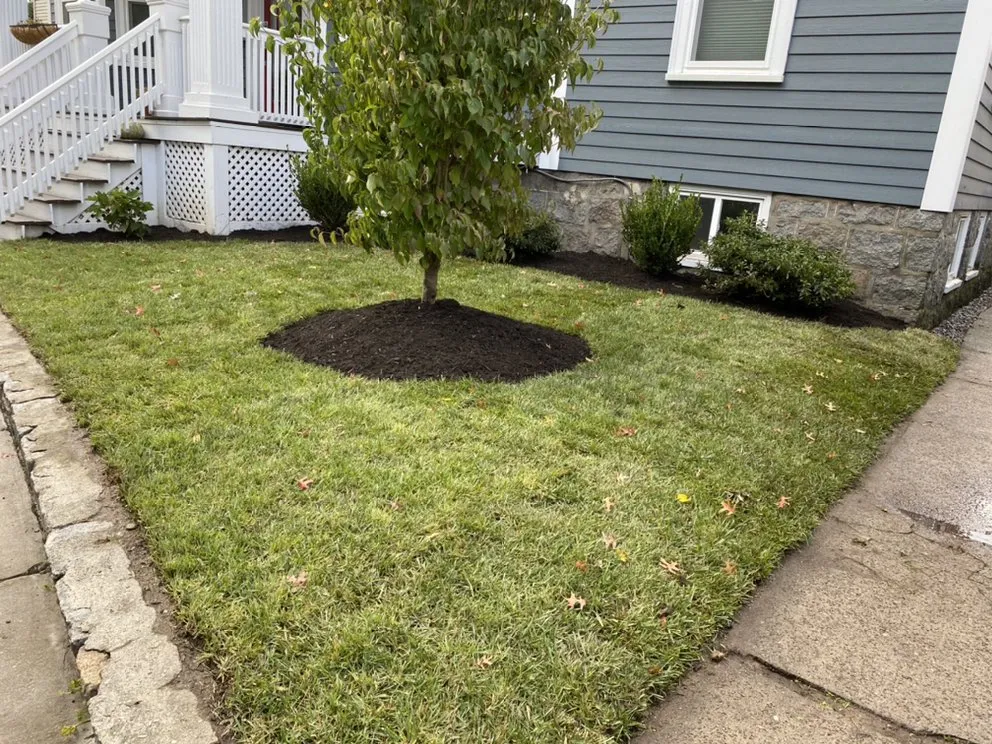 Top-rated garden landscaping in Waltham, MA - RM Affordable Landscaping