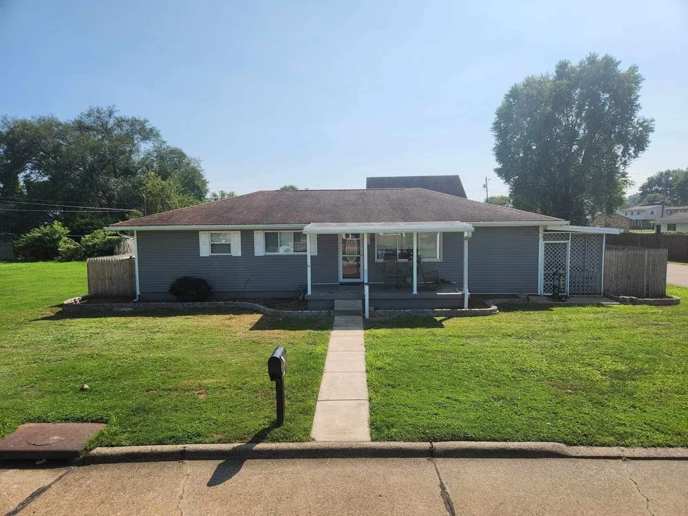 Trusted outdoor landscaping for outdoor upgrades in Parkersburg, WV by Rm and Sons