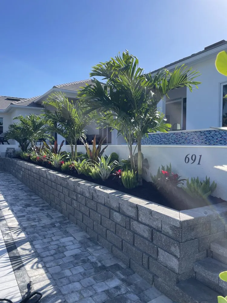 Custom yard cleanup service experts serving Naples, FL - RM Gardens Landscaping