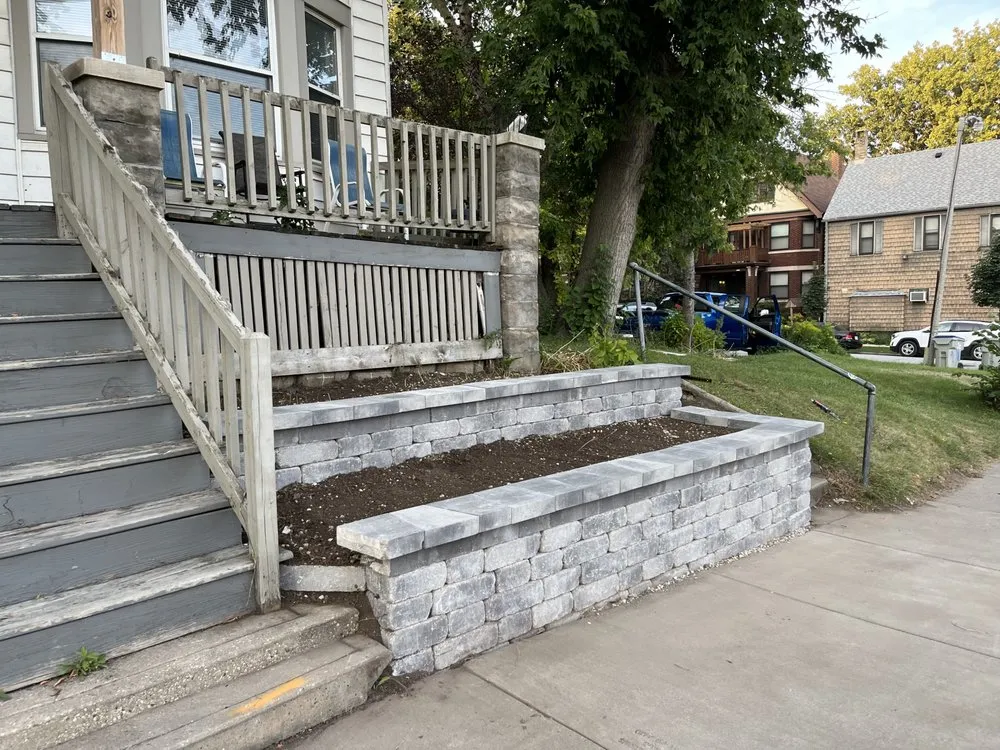 Trusted lawn mowing service in Milwaukee, WI - R&M Hardscape Designs & Lighting