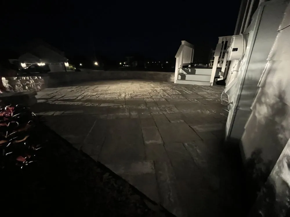 Custom landscaping services with custom design in Milwaukee, WI by R&M Hardscape Designs & Lighting