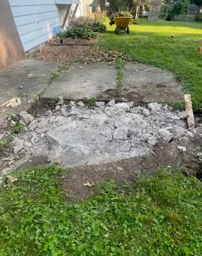 Reliable residential landscaping in Blanchardville, WI - R&M Home Care & Improvement