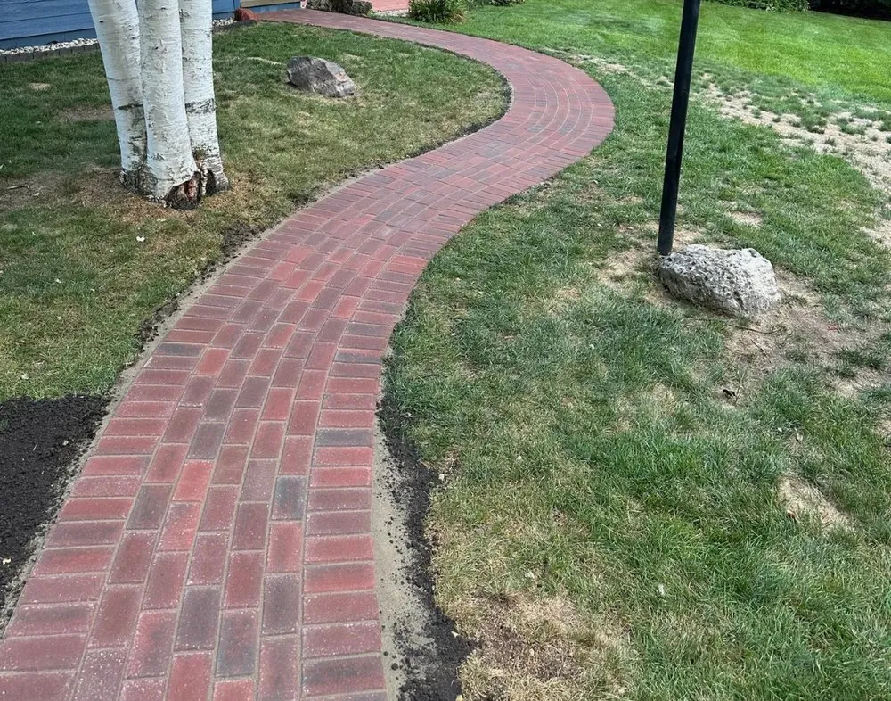 Expert yard maintenance in Blanchardville, WI by R&M Home Care & Improvement