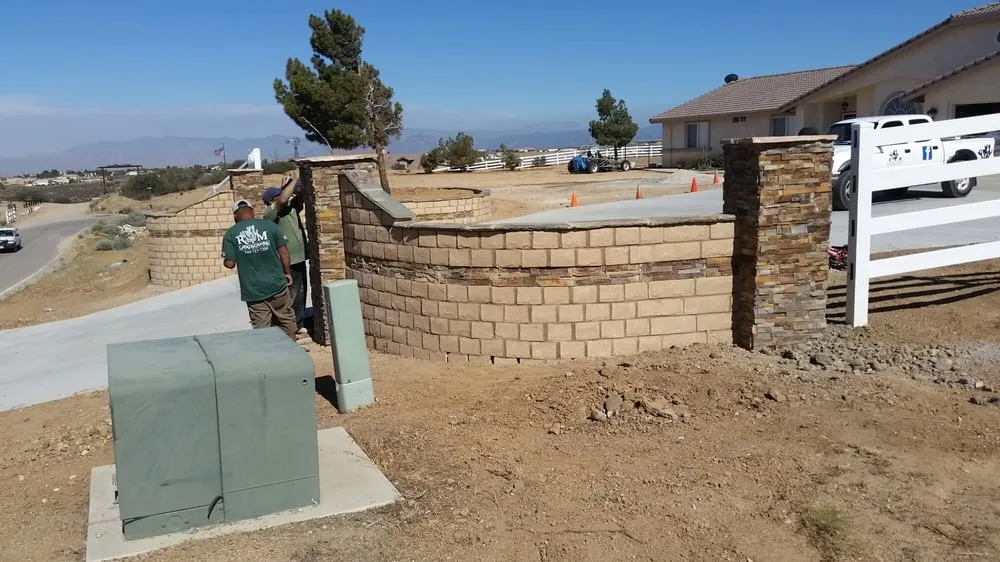 Top-rated lawn mowing service experts serving Hesperia, CA - RM Landscape