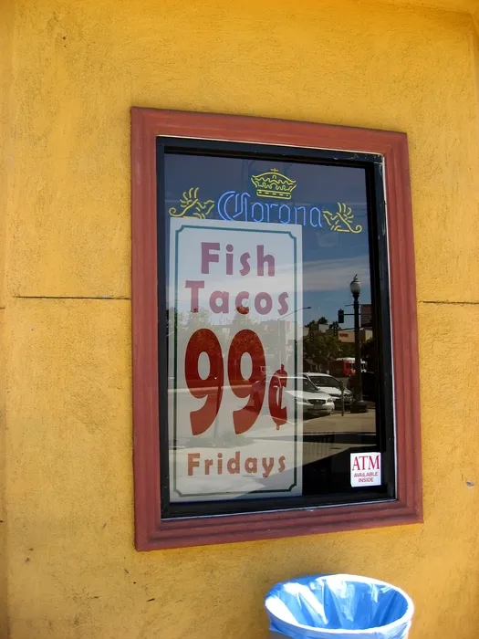 Custom outdoor landscaping experts serving Hesperia, CA - RM Landscape