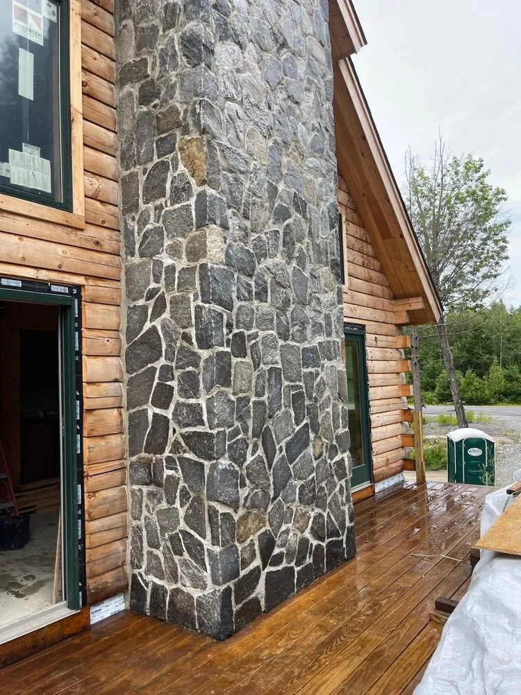 Local residential landscaping for year-round maintenance in Woburn, MA by R&M Landscaping And Construction