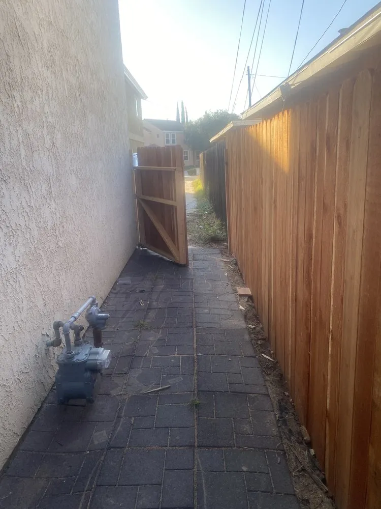 Expert yard maintenance in Long Beach, CA by Rm Landscaping