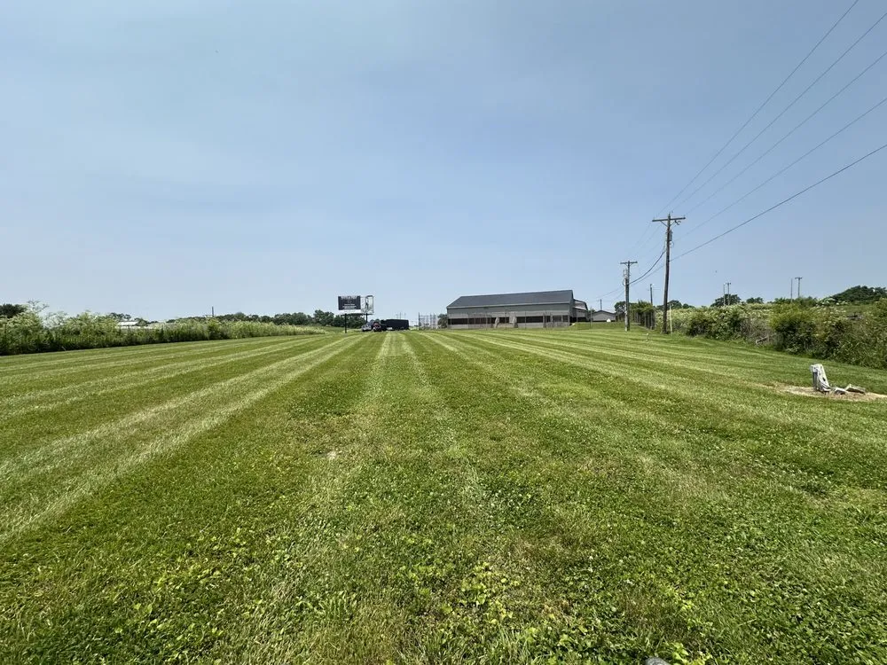 Trusted lawn mowing service experts serving Vanceburg, KY - R&M Snow Removal and Lawn Care