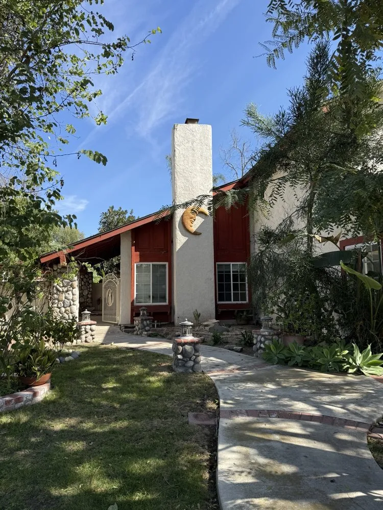 Custom yard maintenance experts serving Santa Ana, CA - Rm Tree Care