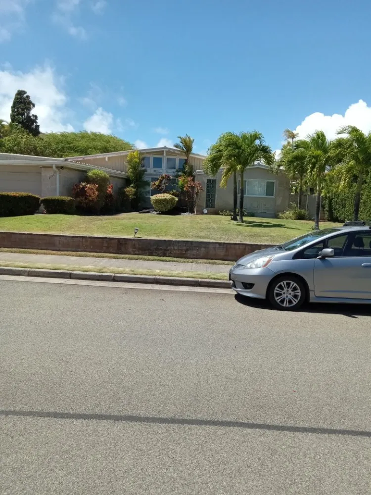 Expert landscaping services for beautiful yards across Waipahu, HI - RM1 Yard & Landscaping Services