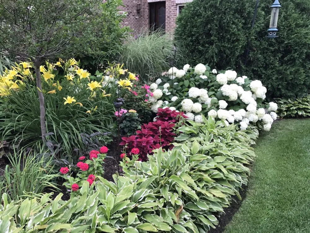 Professional lawn care service near you across Highland Park, IL - Rmc Landscaping & Design