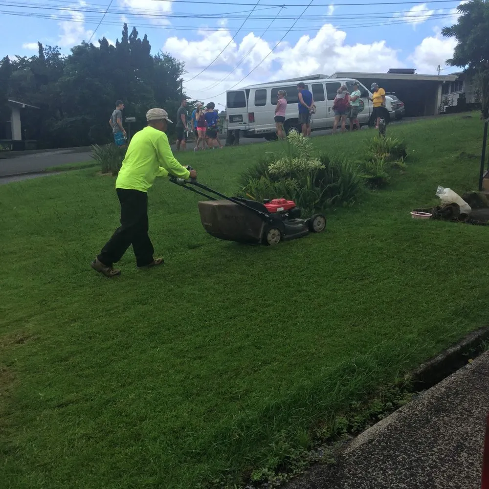 Custom outdoor landscaping in Honolulu, HI by RMC Yard Maintenance