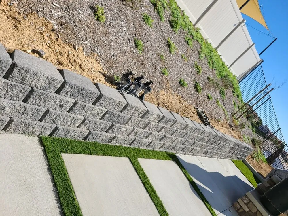 Expert yard cleanup service in Vista, CA - RMG Hardscaping