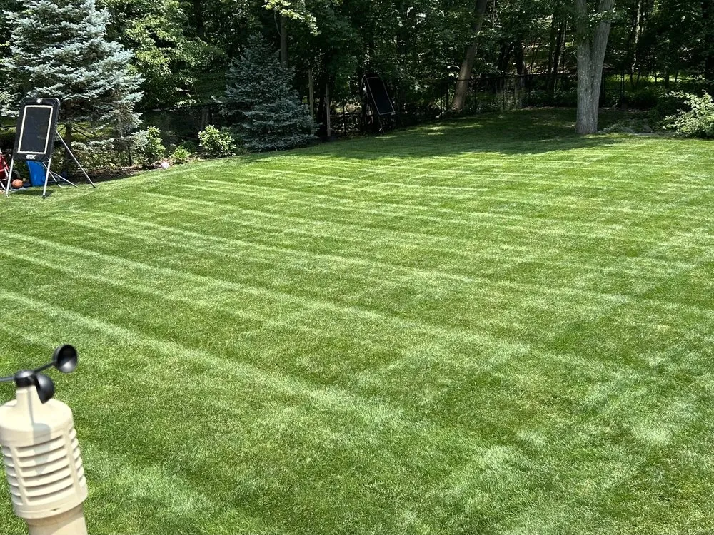 Reliable lawn mowing service in Ramsey, NJ - Rmh & Son Landscaping