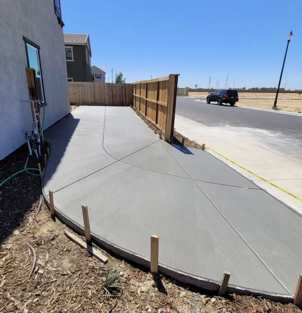 Professional landscaping services in Rio Linda, CA by RMR Construction and Remodeling