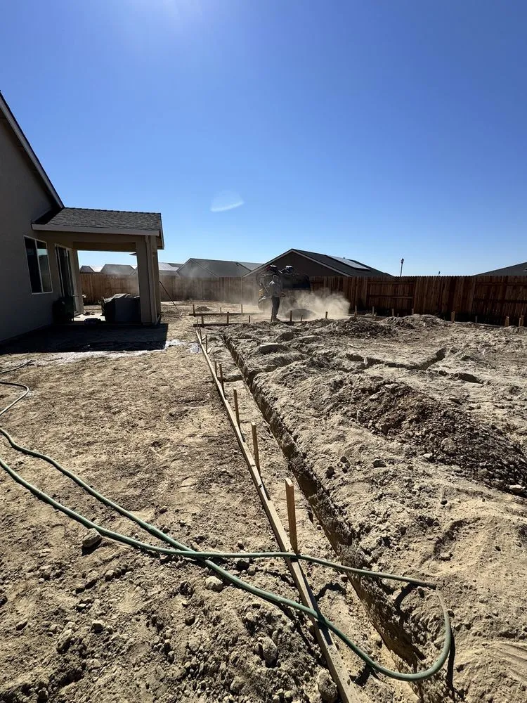 Reliable lawn mowing service for beautiful yards in Rio Linda, CA by RMR Construction and Remodeling