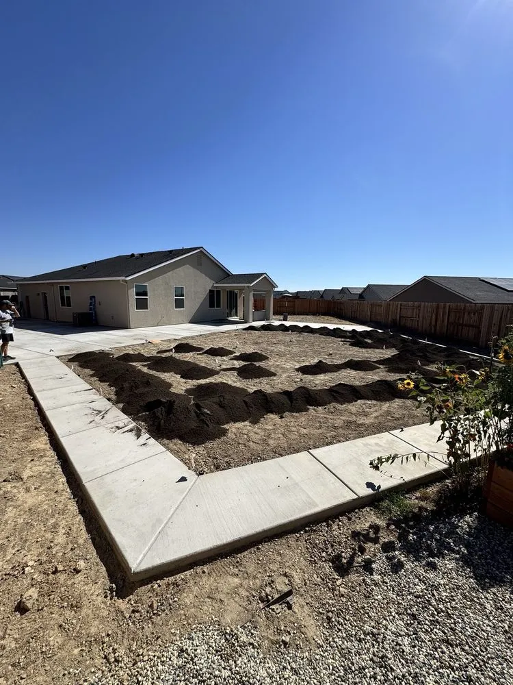 Trusted garden landscaping in Rio Linda, CA - RMR Construction and Remodeling