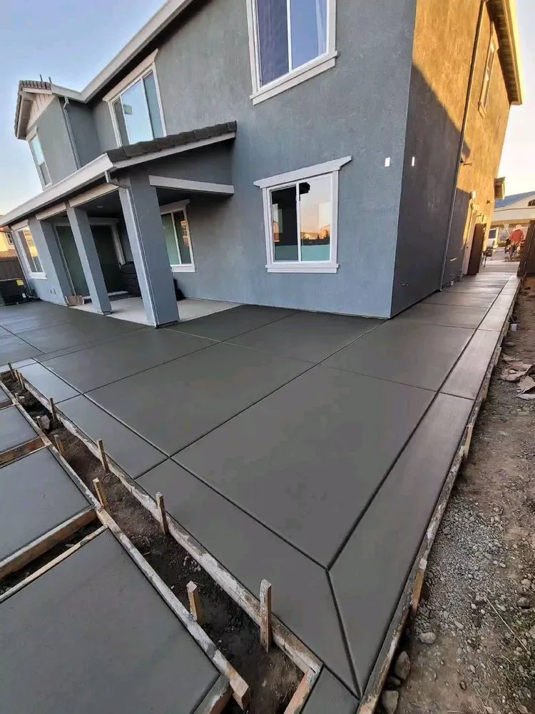 Expert landscape installation in Rio Linda, CA by RMR Construction and Remodeling