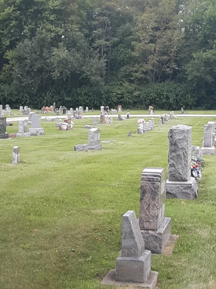 Trusted landscaping services with custom design in Kokomo, IN by R&Ms Mowing