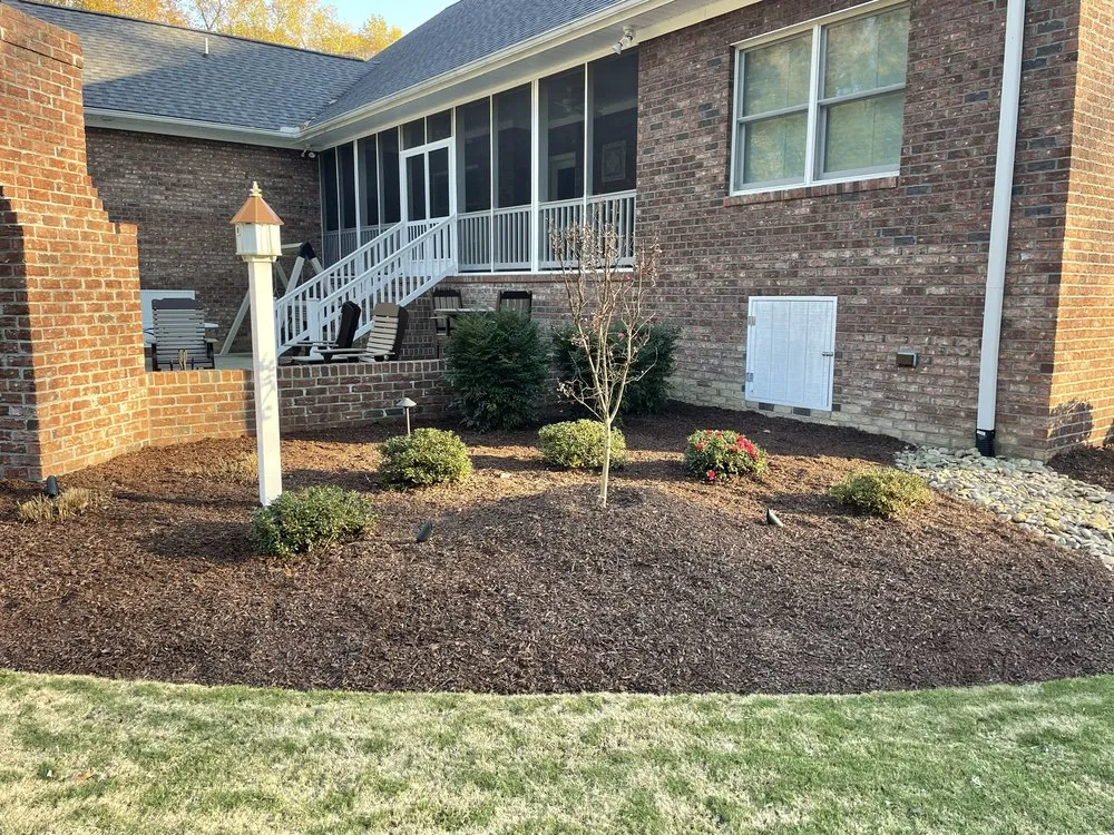 Local lawn mowing service in Robersonville, NC by RMT Lawncare