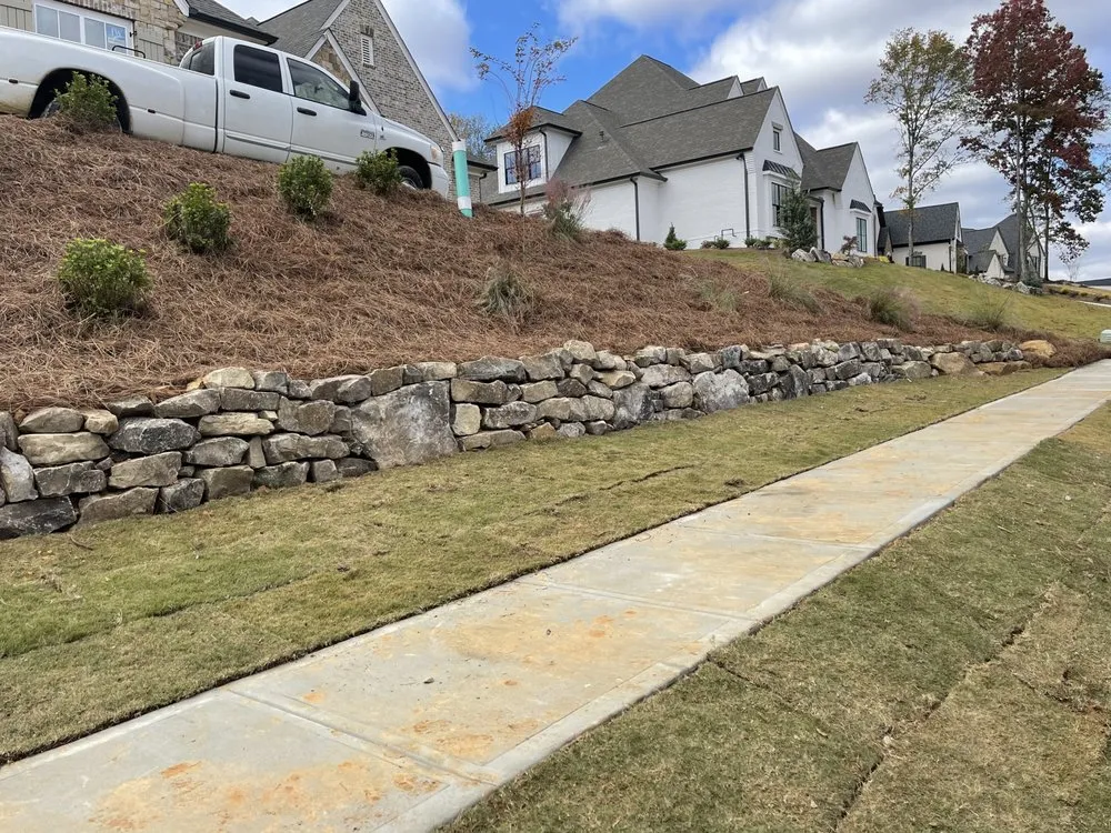 Expert garden landscaping near you in Alpharetta, GA by R&N Landscaping