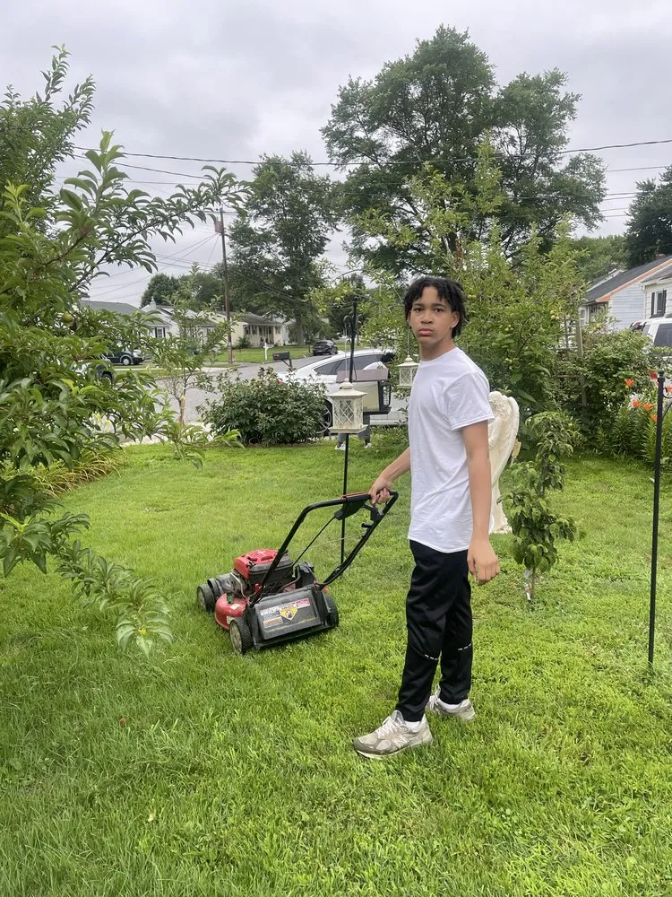 Affordable lawn care service in Chester, PA by RN Lawn Landscaping