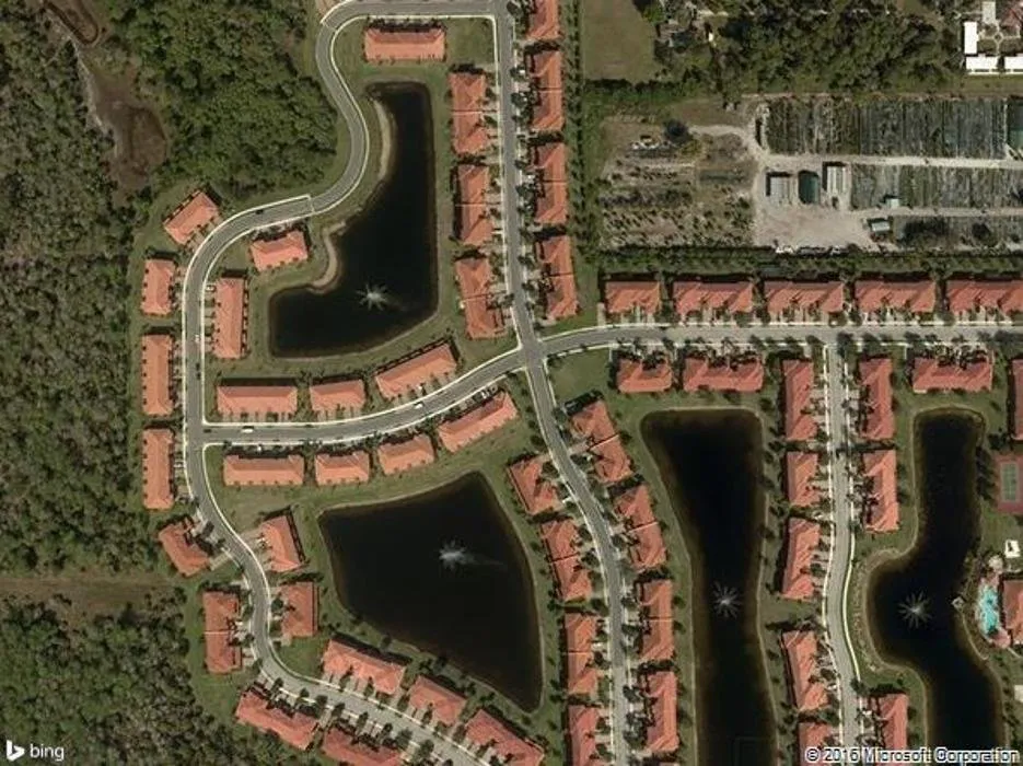 Professional yard maintenance in Naples, FL by R&N Lawn Maintenance