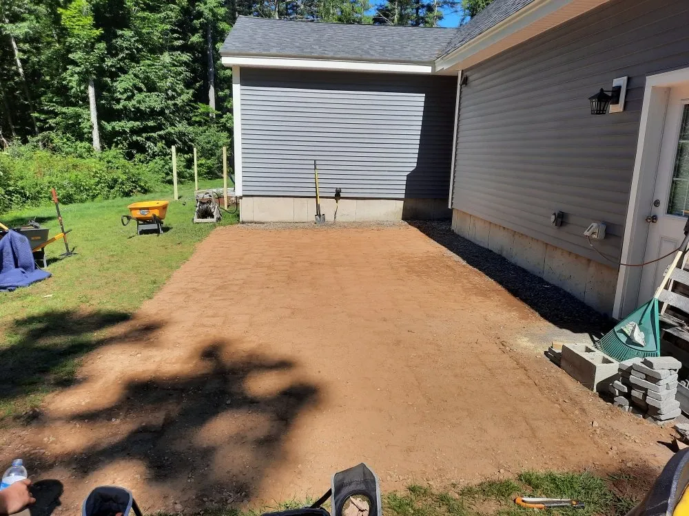 Top-rated outdoor landscaping for residential properties in North Hampton, NH by R&N Odd Jobs