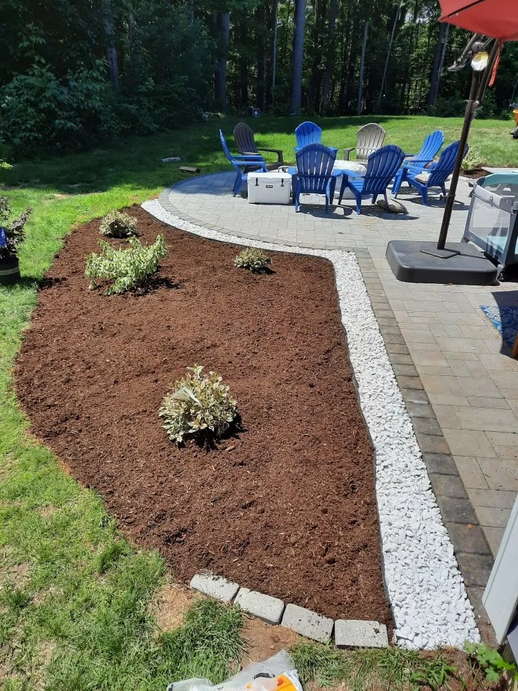 Custom residential landscaping experts serving North Hampton, NH - R&N Odd Jobs