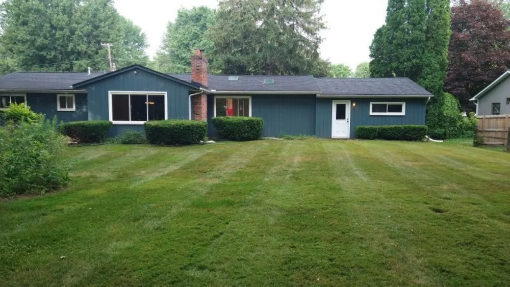 Top-rated yard maintenance in Pontiac, MI by RNC Lawn care
