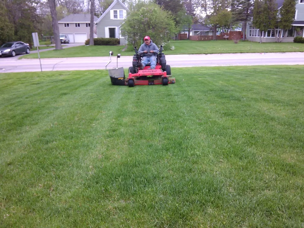 Professional yard maintenance in Lake Geneva, WI - R&ND Landscaping