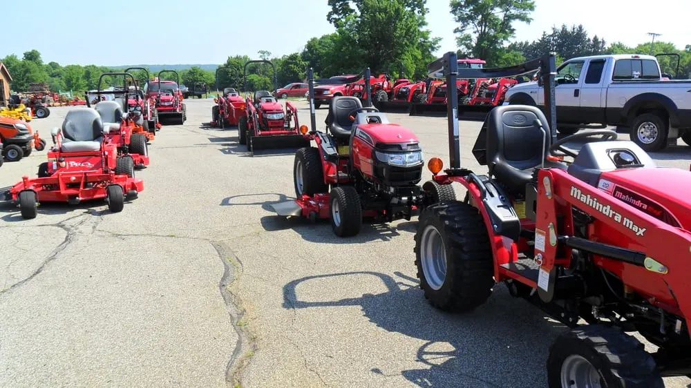 Reliable yard cleanup service experts serving Clarks Mills, PA - RNF Tractor And Lawn Sales