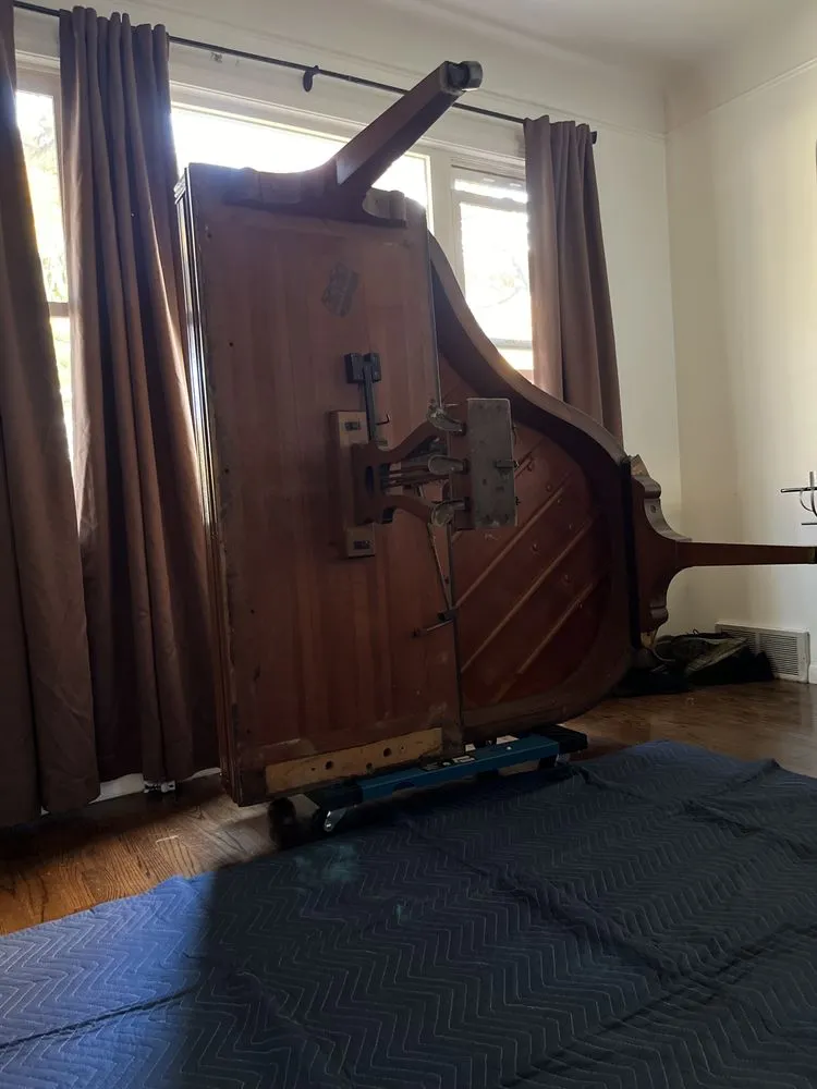 Reliable residential landscaping for residential properties across Birmingham, MI - RnR Delivery Professionals