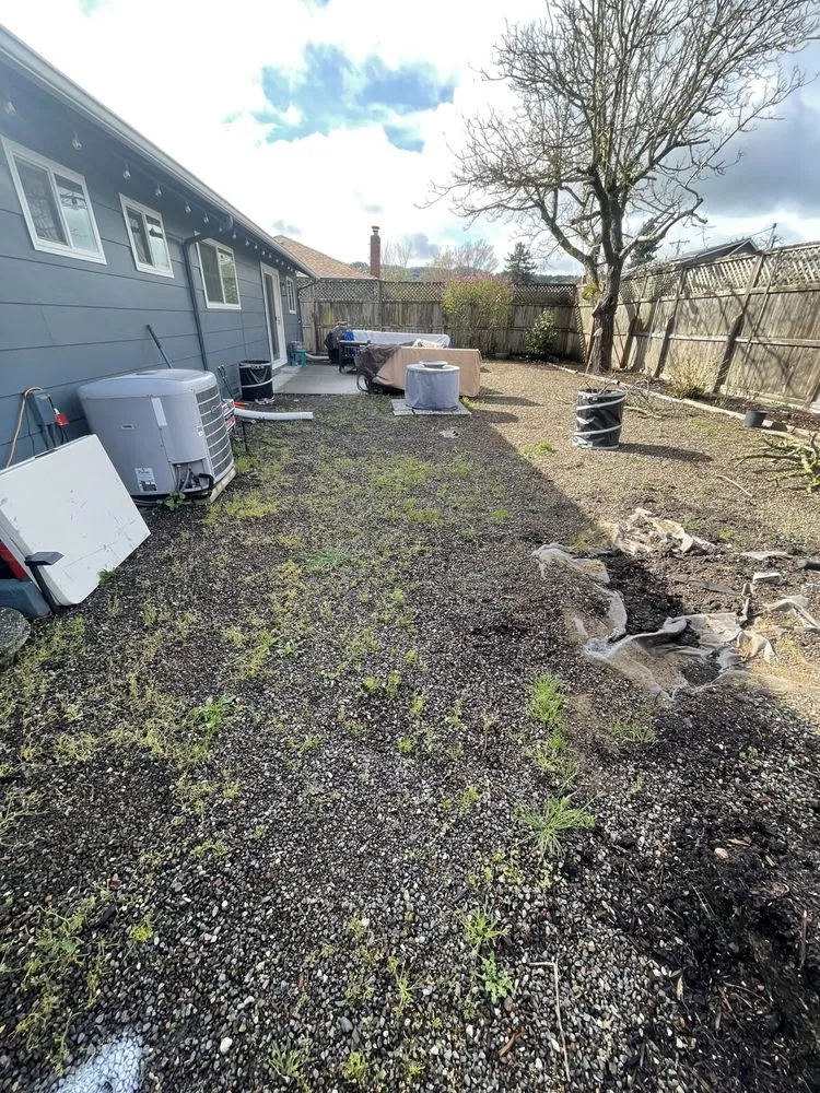 Custom garden landscaping for beautiful yards in Penngrove, CA by RNR Landscaping