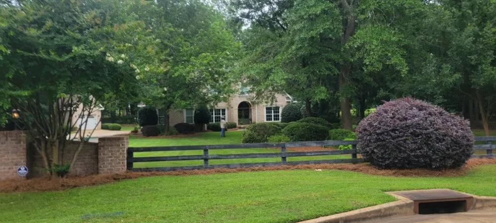 Top-rated yard maintenance for homes across Perry, GA - RNR Lawn Care Service